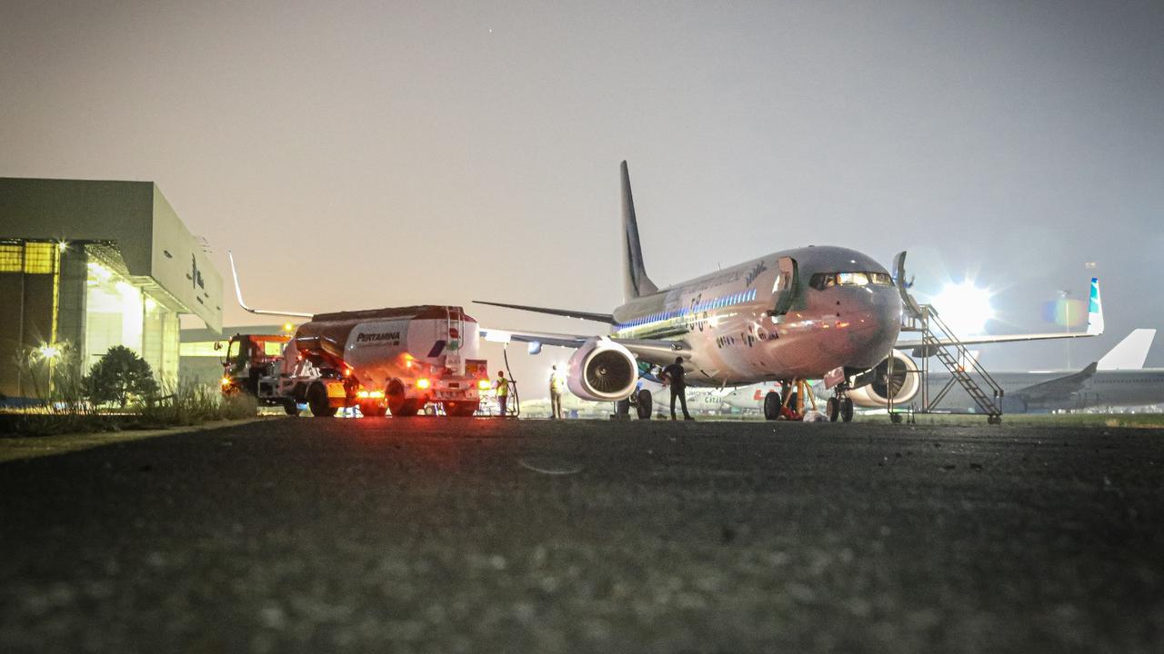 Bahlil: Indonesia Setop Impor Avtur di 2027